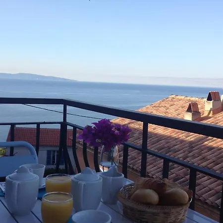Hotel Cyrnos