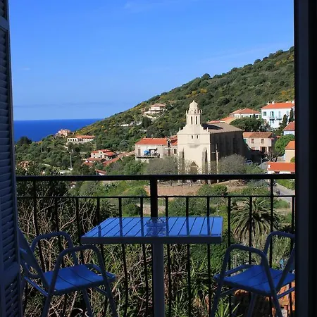 Hotel Cyrnos 2*